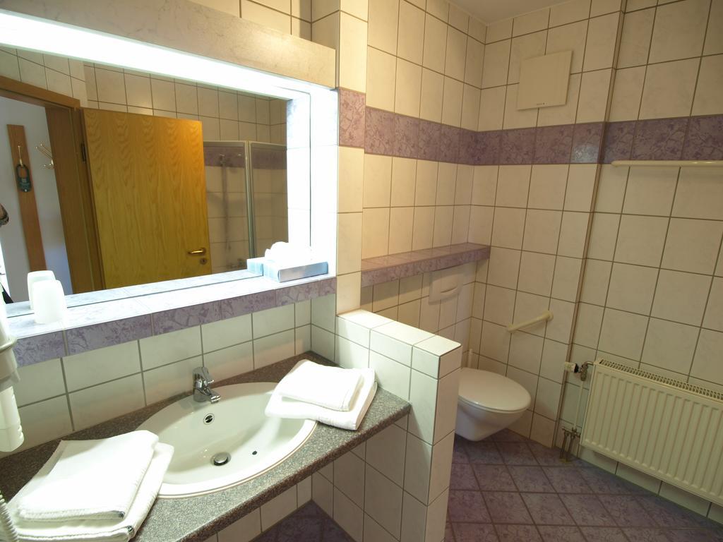 Hotel Landhaus Silbertanne Ротенбург ан дер Фулда Екстериор снимка